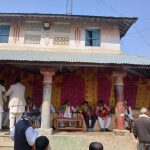 बालेनको पुर्ख्यौली घरमा पुगे प्रचण्ड